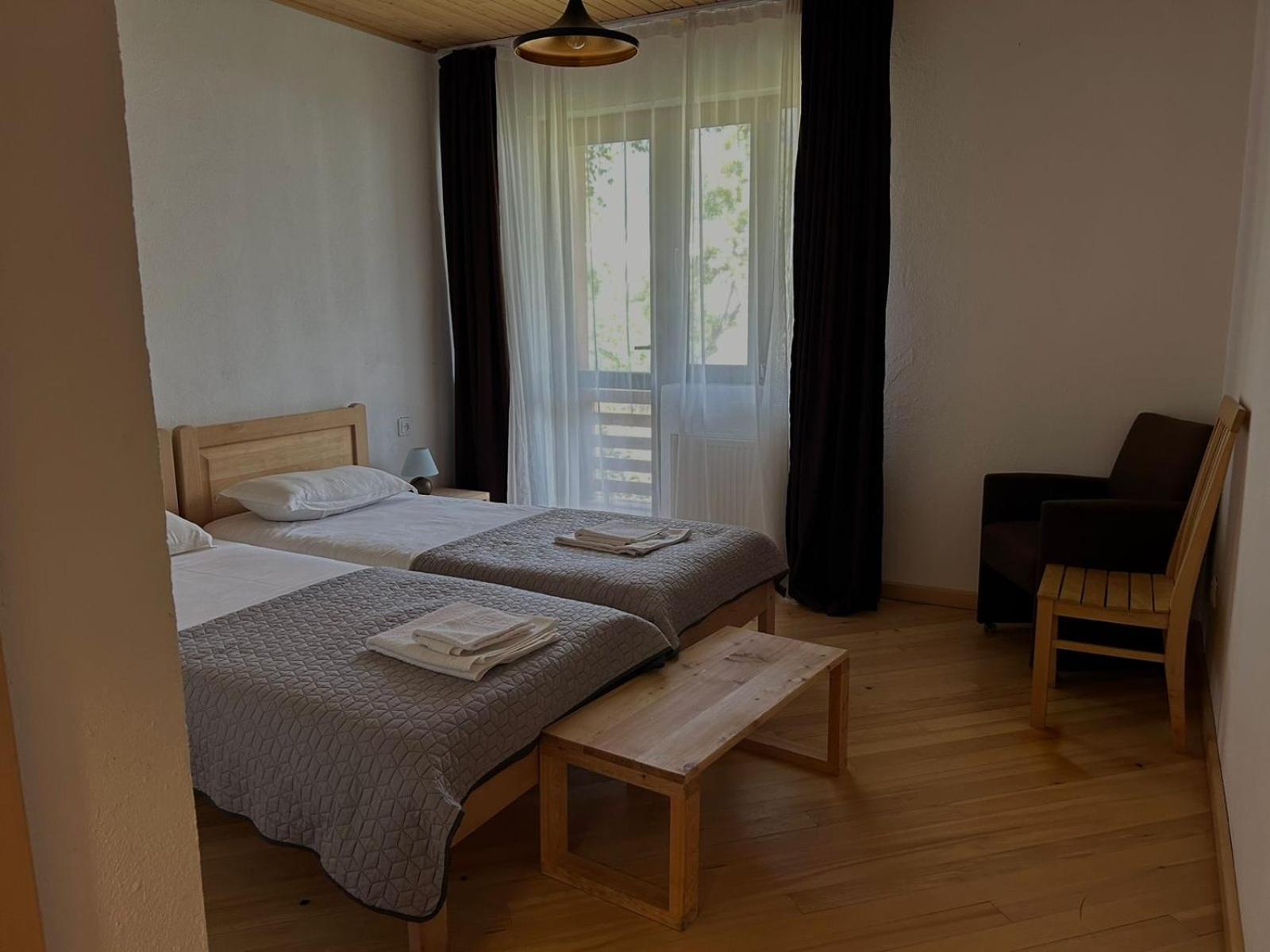 Beko'S Garden Inn Mestia Exterior photo